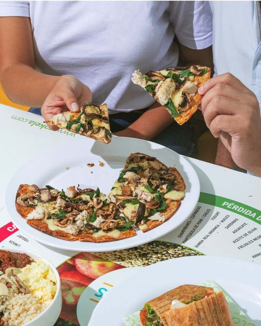 Enjoying Gokéla pizza